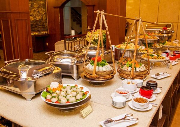 Lựa chọn địa điểm với view rộng, nhiều ánh sáng