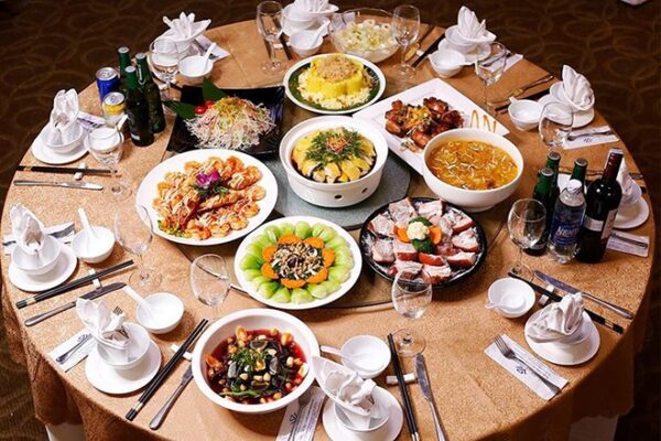 Dịch vụ nấu tiệc cưới tại nhà giá cực ưu đãi