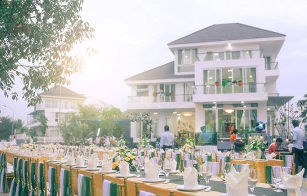 Lên kế hoạch cho đặt tiệc tân gia