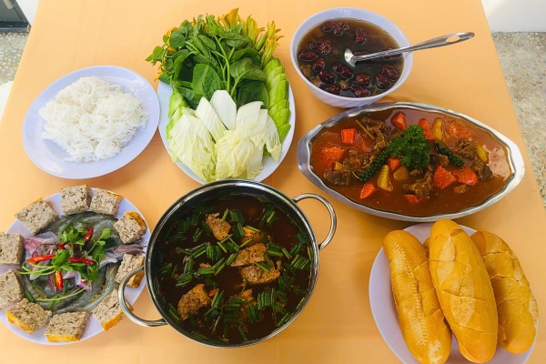 Nhu cầu nấu tiệc Bình Tân tăng cao nhờ dịch vụ tiện lợi