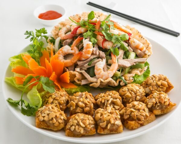 Nên chọn dịch vụ nấu tiệc tại nhà Lái Thiêu tiện lợi