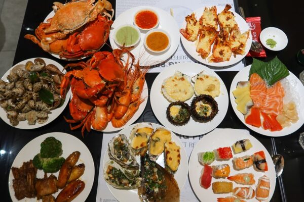 Nấu tiệc tại nhà Quận 1, thưởng thức ẩm thực chuẩn nhà hàng